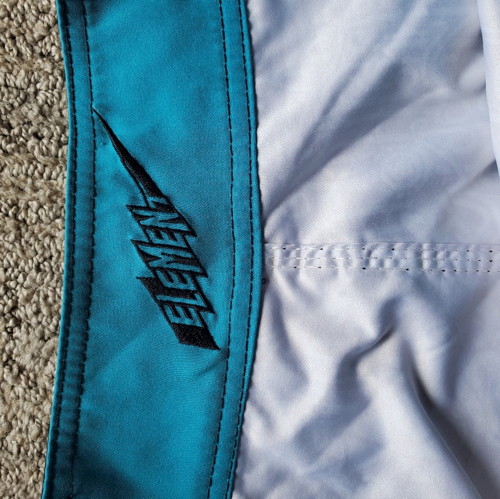 Element Swimtrunks - Picture 3 of 3